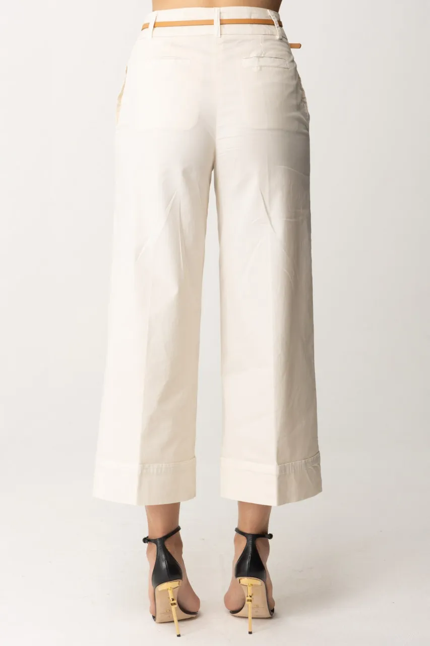 Pantaloni cropped con cintura Burro