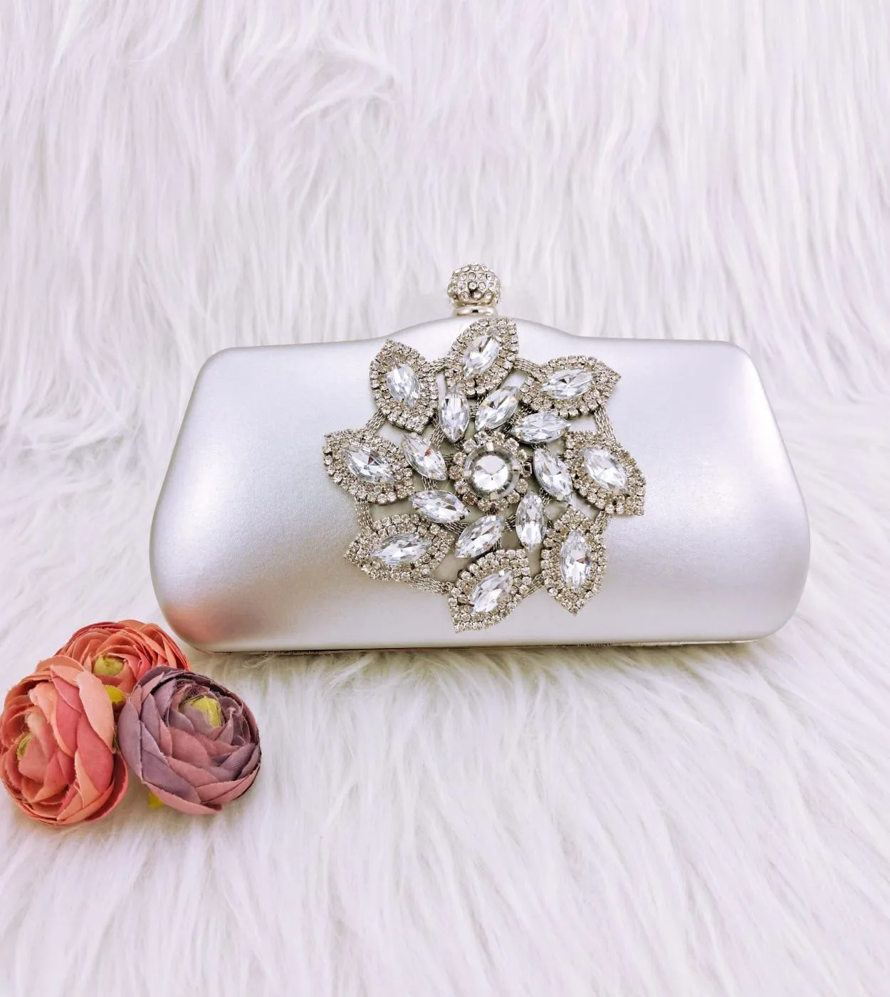 Qsgfc Borsa per scarpe da festa di fascia alta Accessori con diamanti a rombo Tacchi alti a punta e pochette