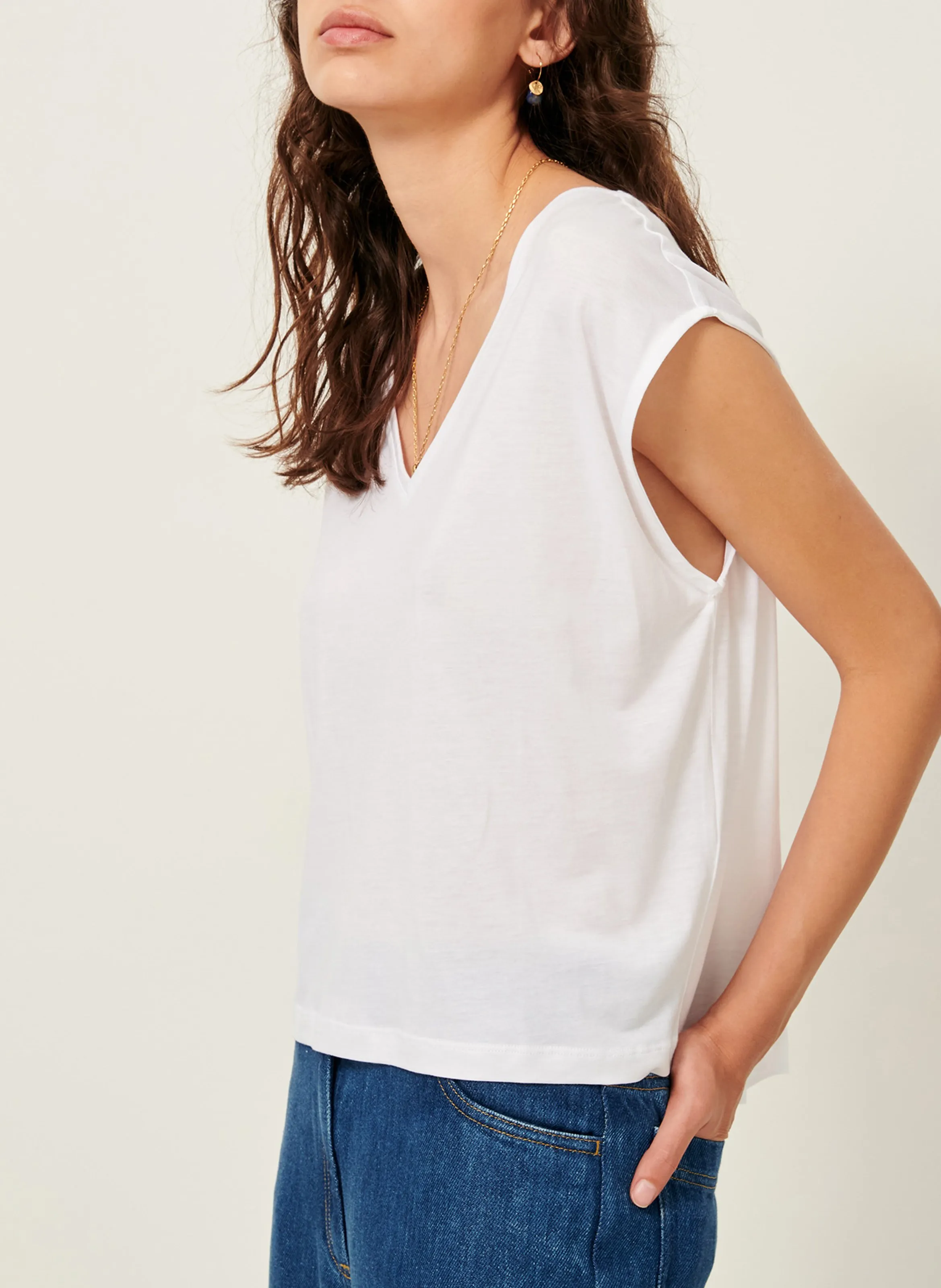  SESSUN   THE V - T-shirt ampia scollo a V | Bianco
